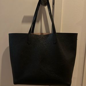Cuyana Large Classic Structured Leather Tote black